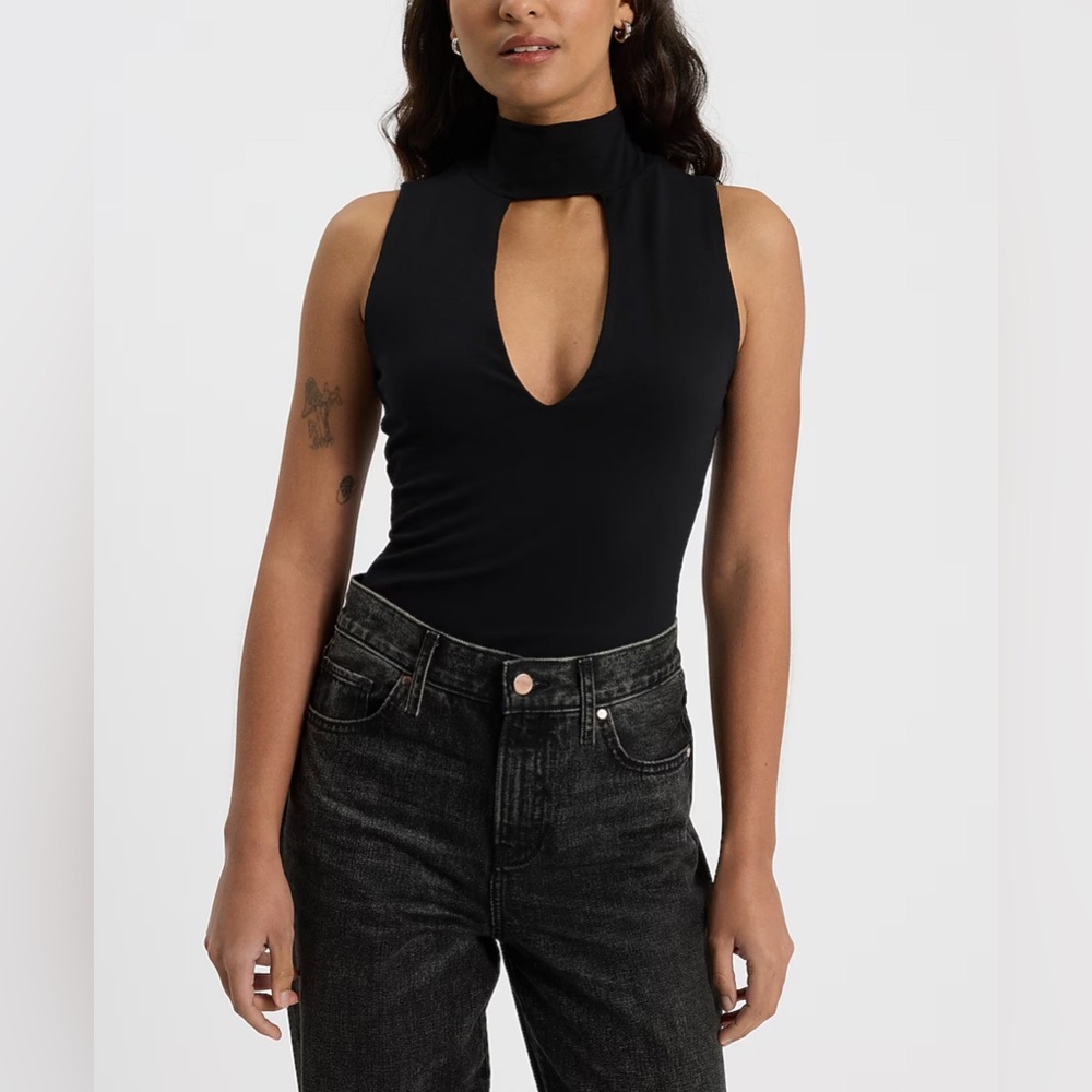 Express Black Sleeveless Keyhole Top~ NWOT! Never worn !